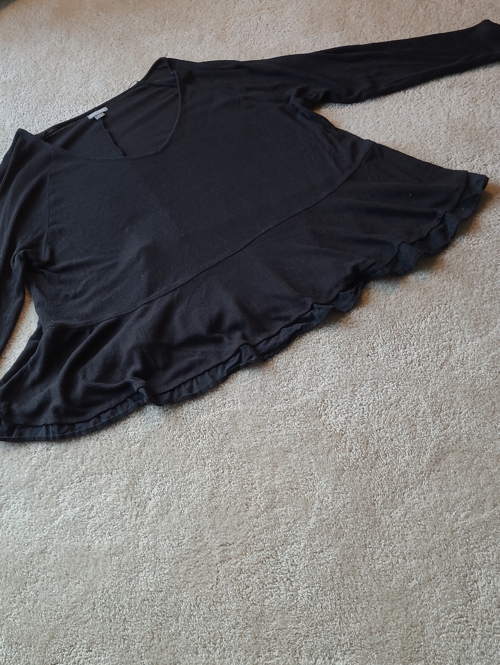 Falls Creek Black Long-Sleeve Ruffle-Hem Top